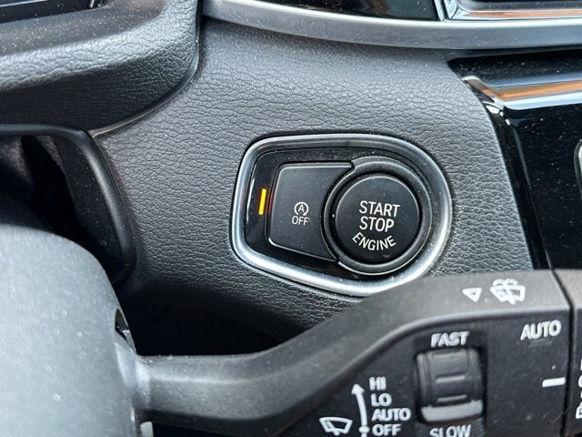BMW X1 Vehicle Full-screen Gallery Image 23