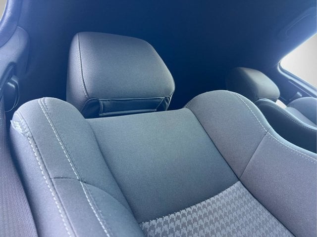 Dodge Charger Vehicle Full-screen Gallery Image 16