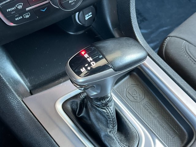 Dodge Charger Vehicle Full-screen Gallery Image 20