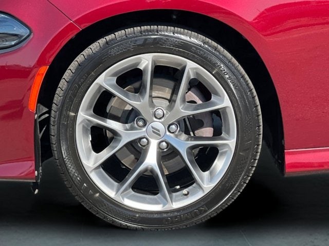 Dodge Charger Vehicle Full-screen Gallery Image 24