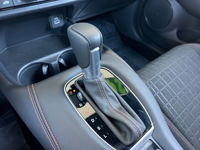 Honda HR-V Vehicle Full-screen Gallery Image 21