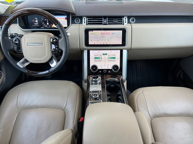 Land Rover Range Rover Vehicle Full-screen Gallery Image 13