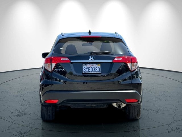 Honda HR-V Vehicle Full-screen Gallery Image 05
