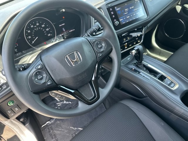 Honda HR-V Vehicle Full-screen Gallery Image 10