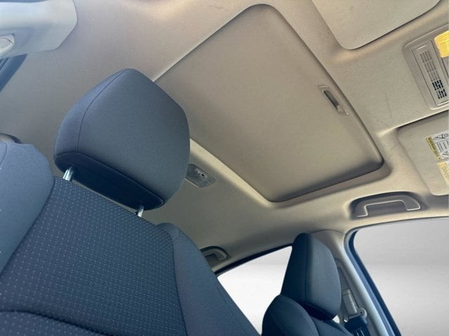 Honda HR-V Vehicle Full-screen Gallery Image 16