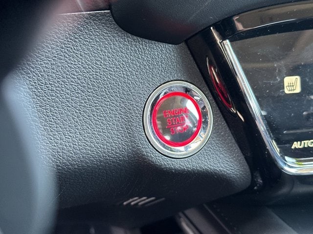 Honda HR-V Vehicle Full-screen Gallery Image 21