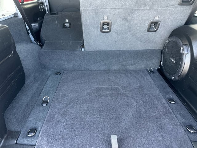 Jeep Wrangler 4xe Vehicle Full-screen Gallery Image 15