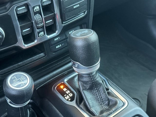 Jeep Wrangler 4xe Vehicle Full-screen Gallery Image 21