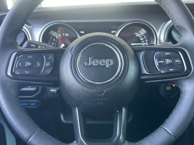 Jeep Wrangler 4xe Vehicle Full-screen Gallery Image 23