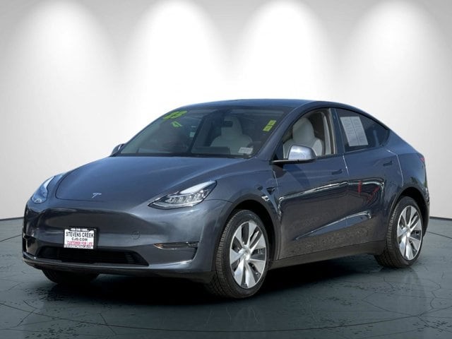 Tesla Model Y Vehicle Full-screen Gallery Image 08