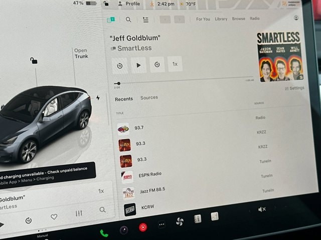 Tesla Model Y Vehicle Full-screen Gallery Image 18
