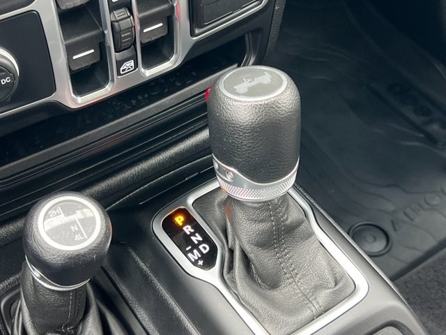 Jeep Wrangler Unlimited Vehicle Full-screen Gallery Image 21