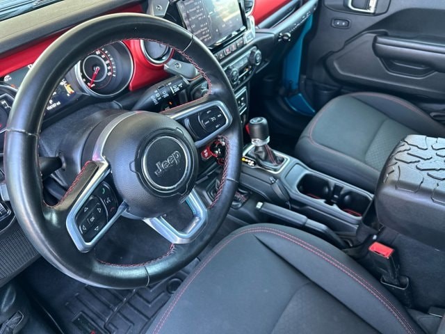 Jeep Wrangler Vehicle Full-screen Gallery Image 10