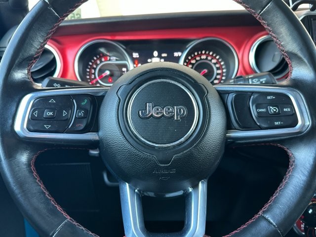 Jeep Wrangler Vehicle Full-screen Gallery Image 19