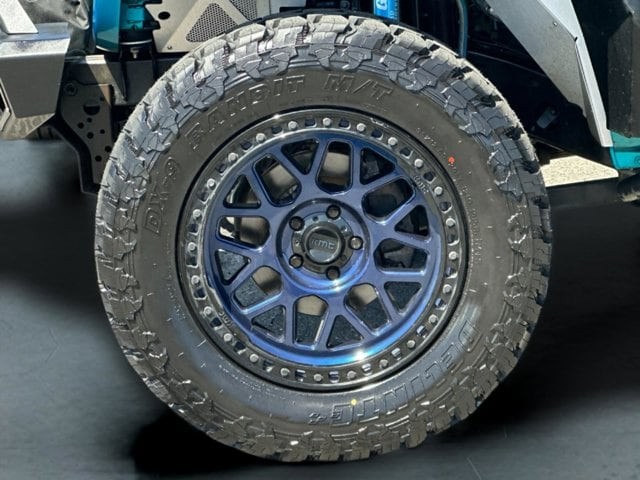 Jeep Wrangler Vehicle Full-screen Gallery Image 21
