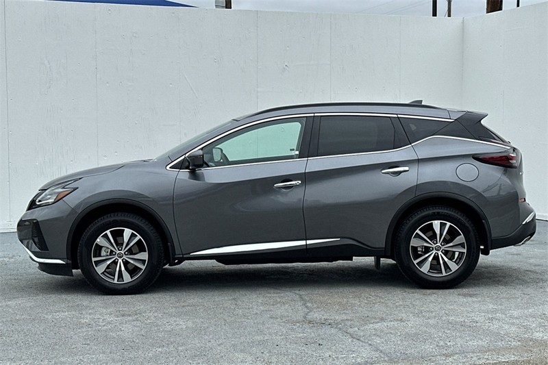 Nissan Murano Vehicle Full-screen Gallery Image 07