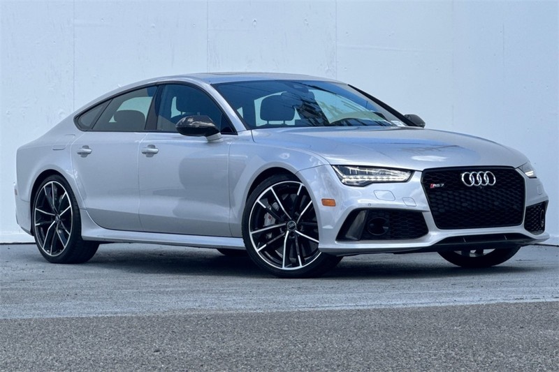 Audi RS 7 Vehicle Full-screen Gallery Image 02
