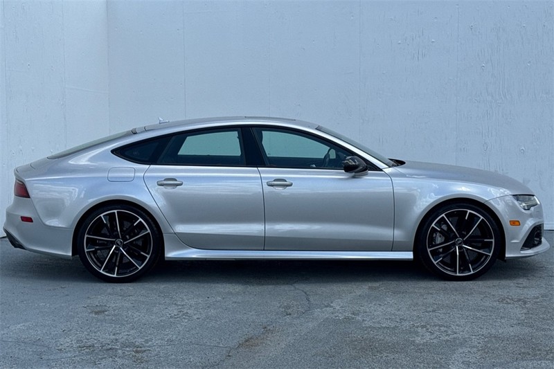 Audi RS 7 Vehicle Full-screen Gallery Image 03