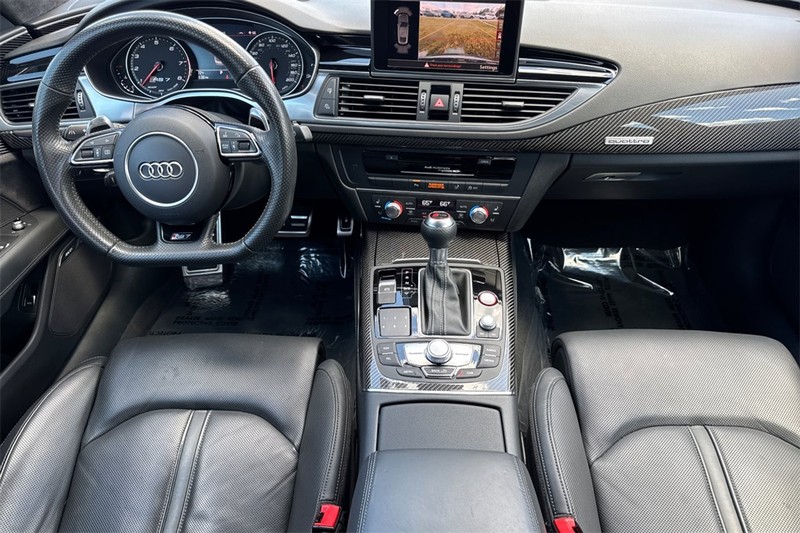 Audi RS 7 Vehicle Full-screen Gallery Image 13