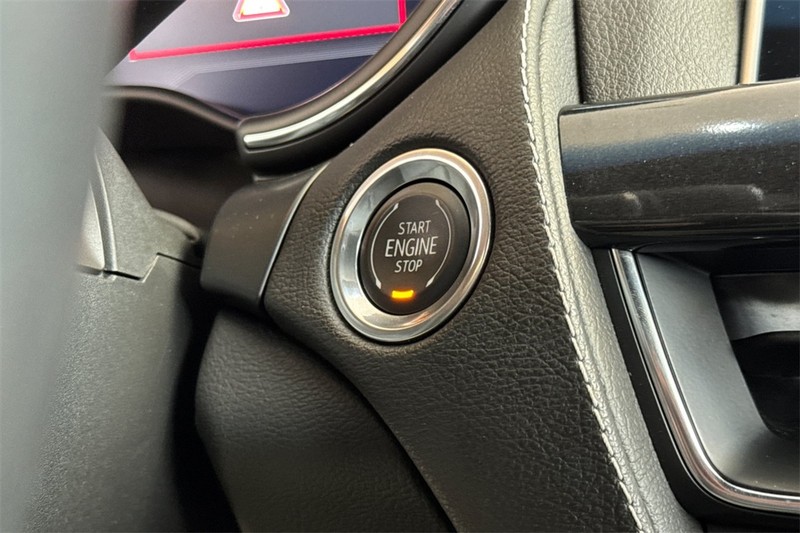 Cadillac CT5-V Vehicle Full-screen Gallery Image 21