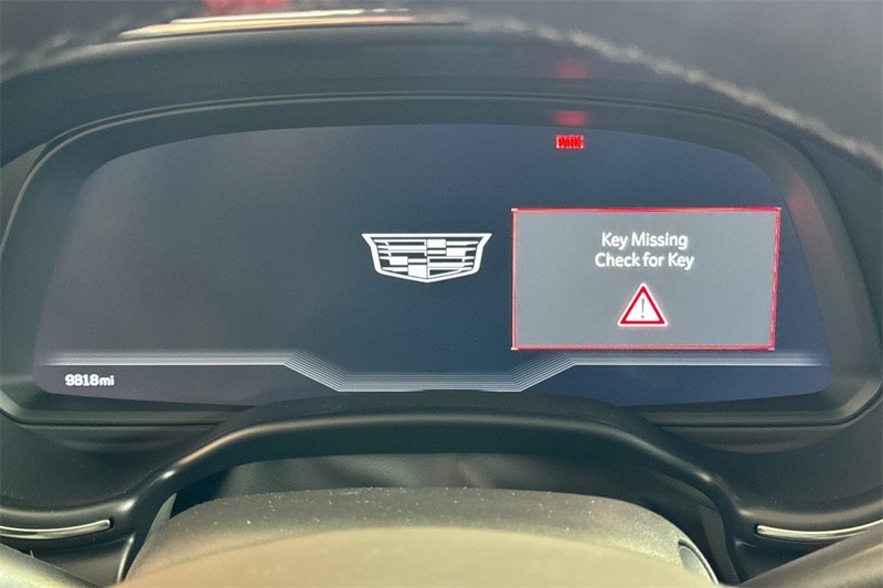 Cadillac CT5-V Vehicle Full-screen Gallery Image 23