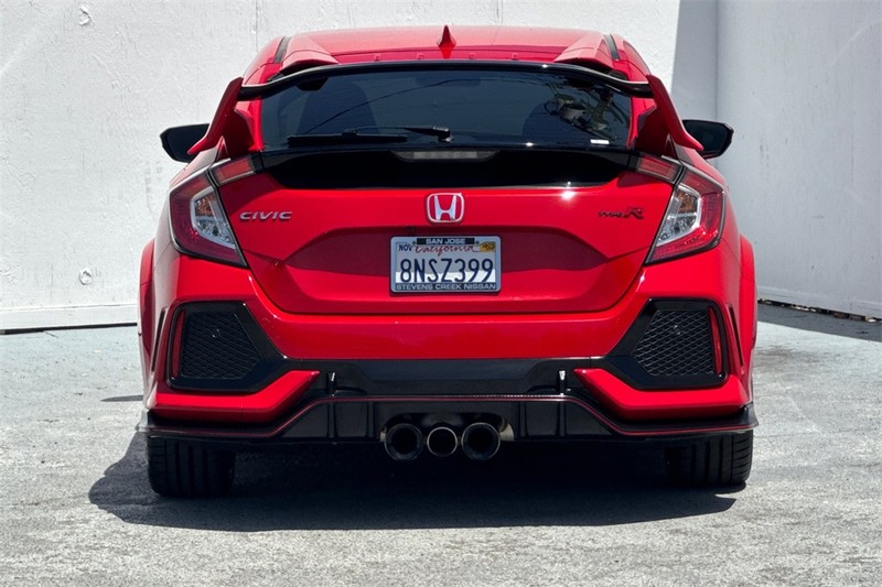 Honda Civic Type R Vehicle Full-screen Gallery Image 05
