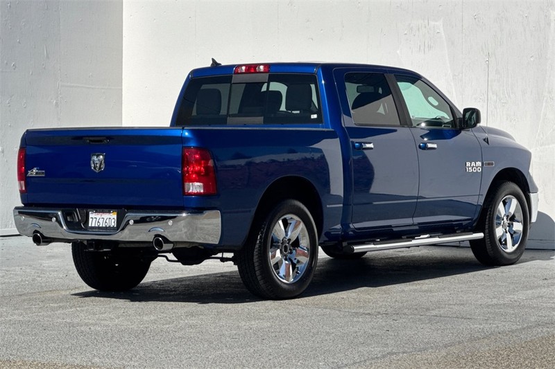 Ram 1500 Vehicle Full-screen Gallery Image 04