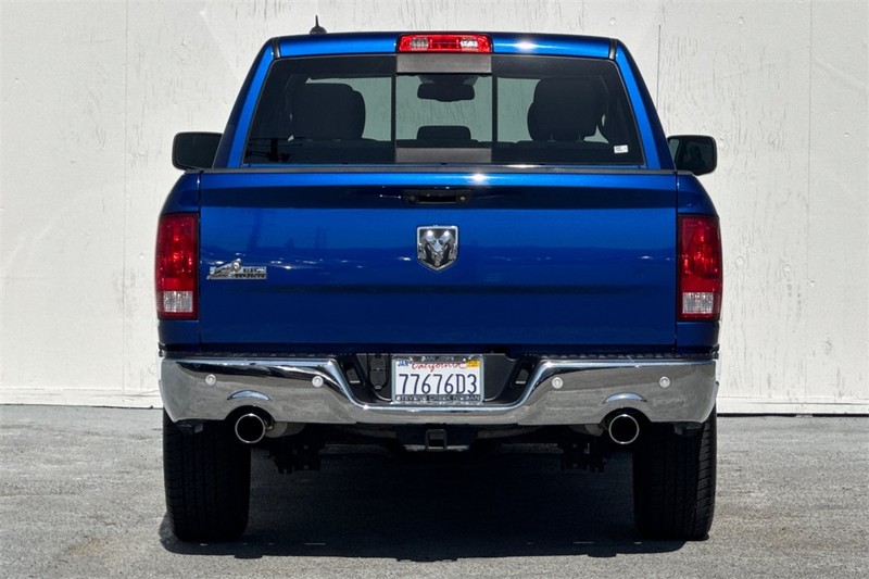 Ram 1500 Vehicle Full-screen Gallery Image 05