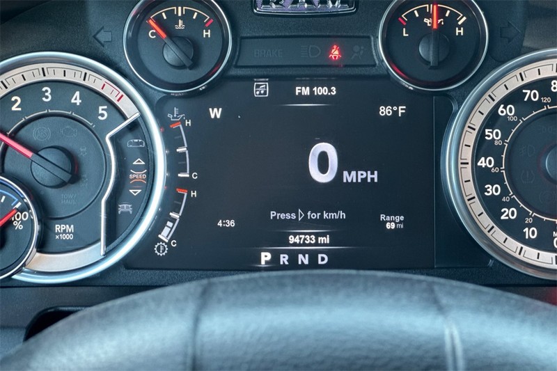Ram 1500 Vehicle Full-screen Gallery Image 24