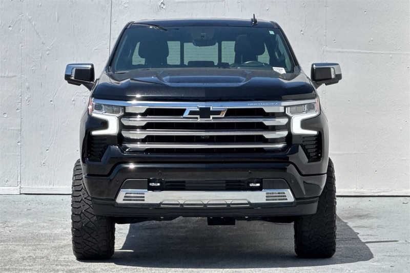 Chevrolet Silverado 1500 Vehicle Full-screen Gallery Image 09