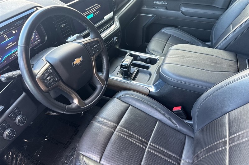 Chevrolet Silverado 1500 Vehicle Full-screen Gallery Image 10