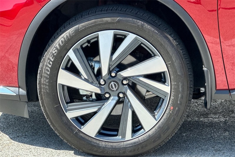 Nissan Murano Vehicle Full-screen Gallery Image 27