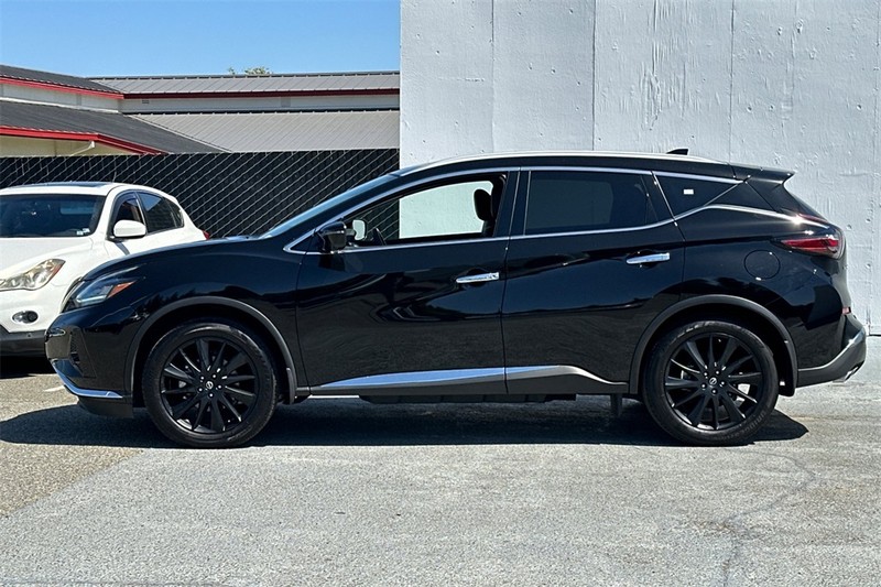 Nissan Murano Vehicle Full-screen Gallery Image 07