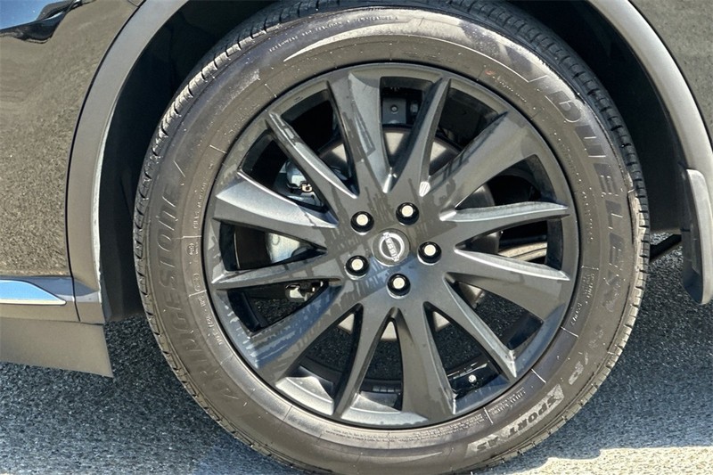 Nissan Murano Vehicle Full-screen Gallery Image 25
