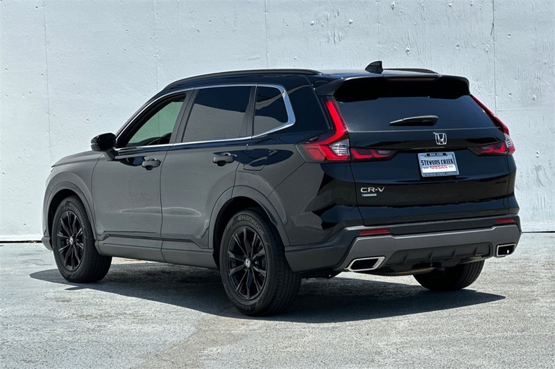 Honda CR-V Hybrid Vehicle Full-screen Gallery Image 06