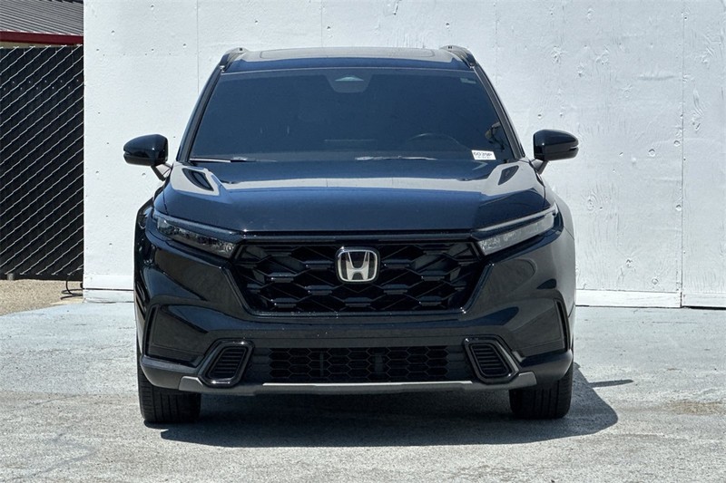 Honda CR-V Hybrid Vehicle Full-screen Gallery Image 09