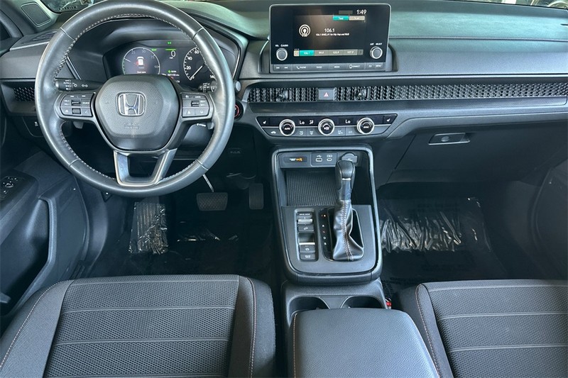 Honda CR-V Hybrid Vehicle Full-screen Gallery Image 13