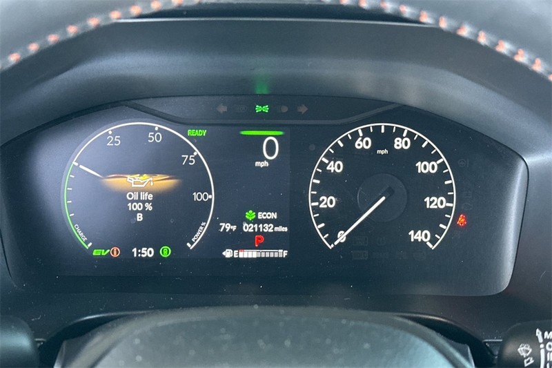 Honda CR-V Hybrid Vehicle Full-screen Gallery Image 24