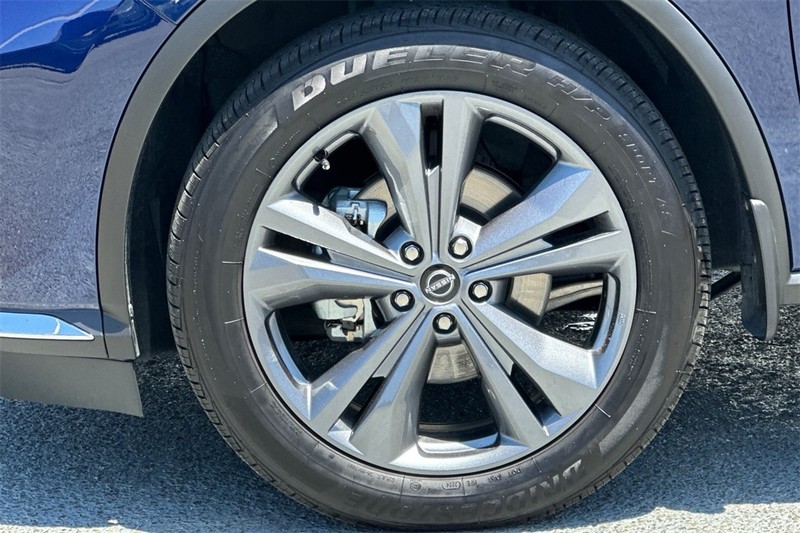 Nissan Murano Vehicle Full-screen Gallery Image 27