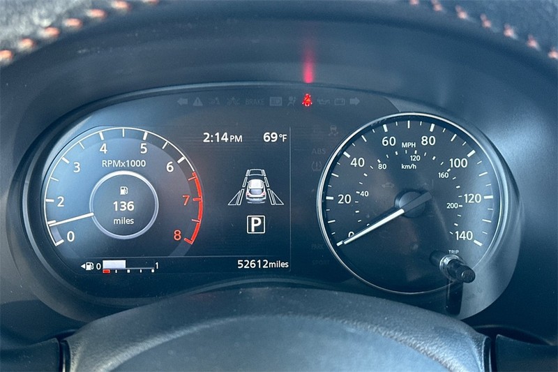 Nissan Kicks Vehicle Full-screen Gallery Image 24