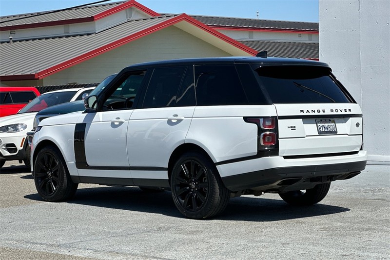 Land Rover Range Rover Vehicle Full-screen Gallery Image 06