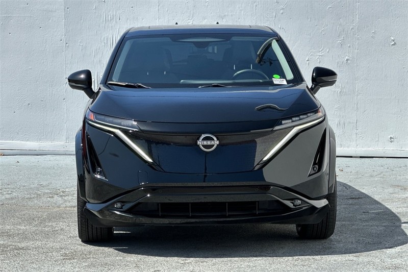 Nissan ARIYA Vehicle Full-screen Gallery Image 09