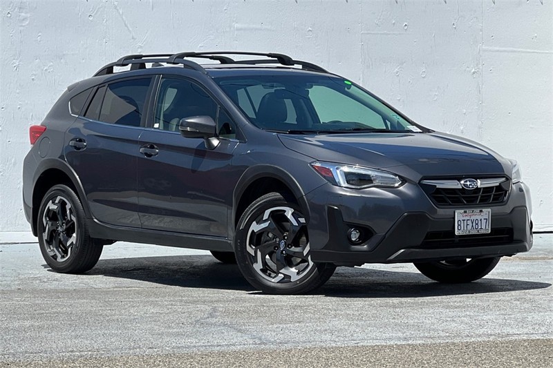 Subaru Crosstrek Vehicle Full-screen Gallery Image 02