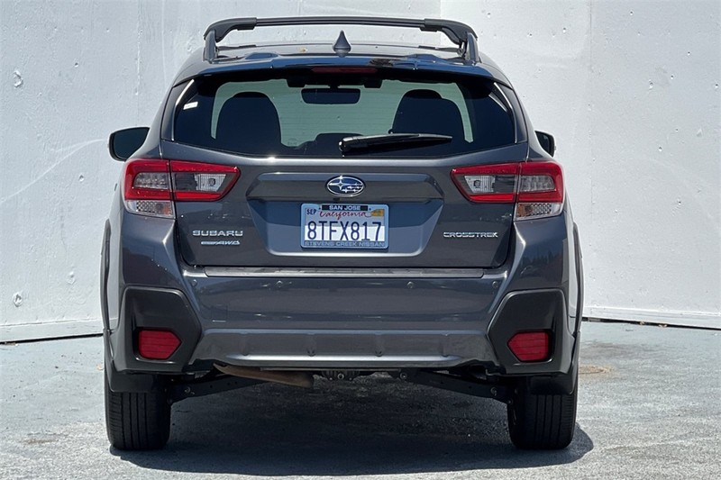 Subaru Crosstrek Vehicle Full-screen Gallery Image 05
