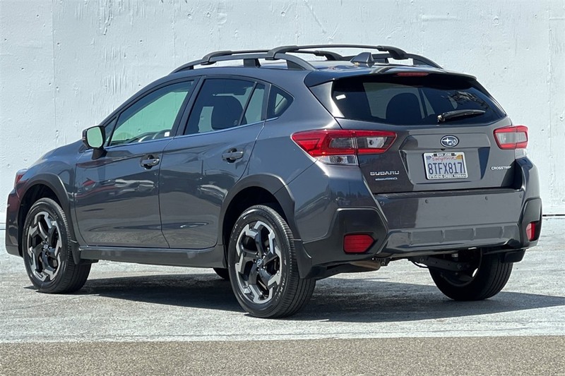 Subaru Crosstrek Vehicle Full-screen Gallery Image 06