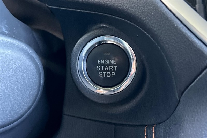 Subaru Crosstrek Vehicle Full-screen Gallery Image 23