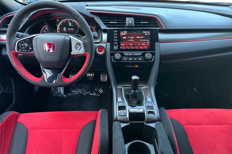 Honda Civic Type R Vehicle Full-screen Gallery Image 13