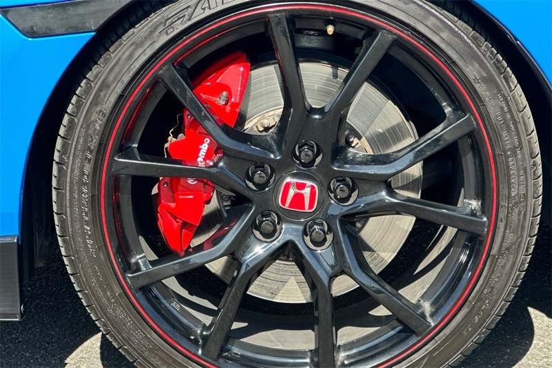 Honda Civic Type R Vehicle Full-screen Gallery Image 27