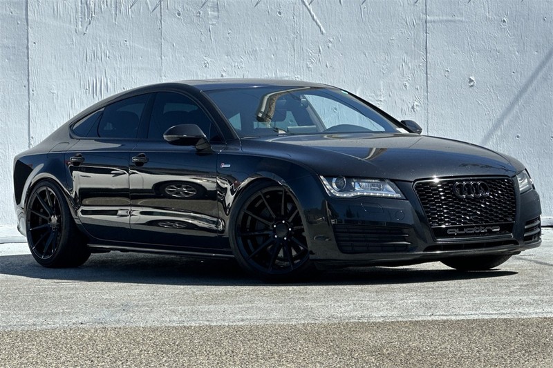 Audi A7 Vehicle Full-screen Gallery Image 02