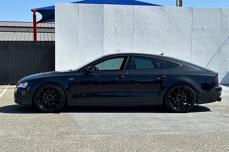 Audi A7 Vehicle Full-screen Gallery Image 07